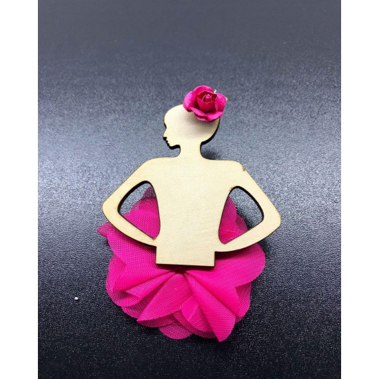 Ahşap Kız Figürlü Magnet